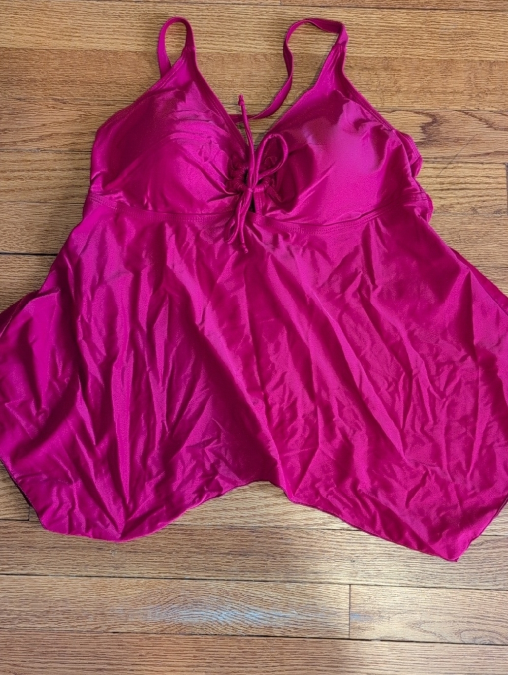 Source Unknown Fuchsia Pink Women’s Swim Tankini Top